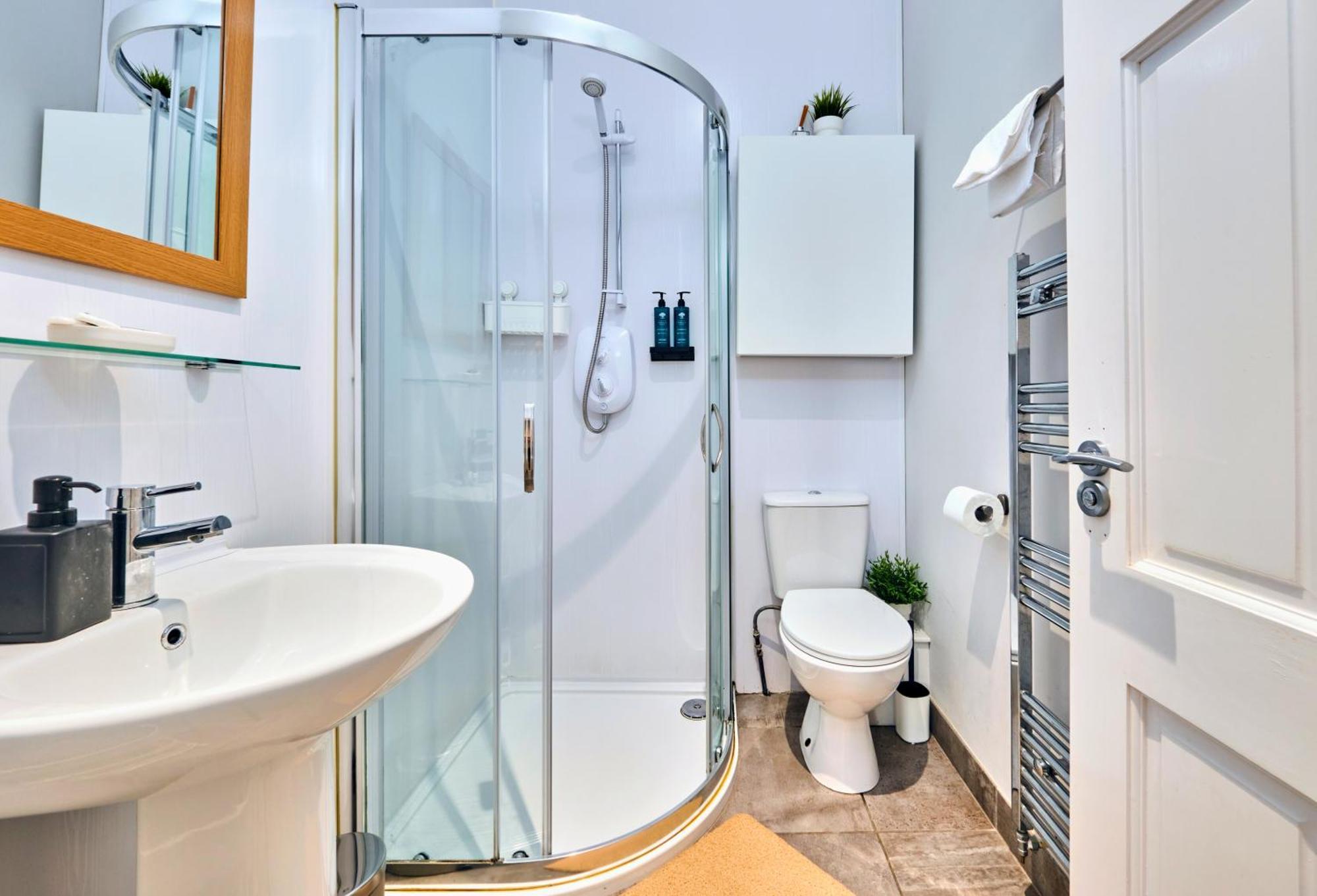 3 West - By The Sea Apartment *
